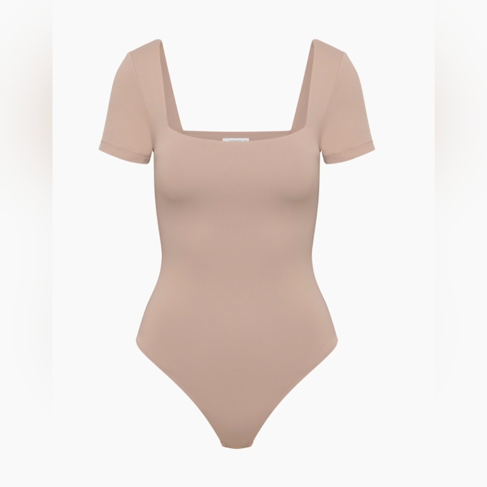 Aritzia Babaton Contour Square Neck Short Sleeve Bodysuit